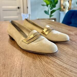 Salvatore Ferragamo | Tan Gold Flats | Made in Italy |Women’s Size 6.5 AAA